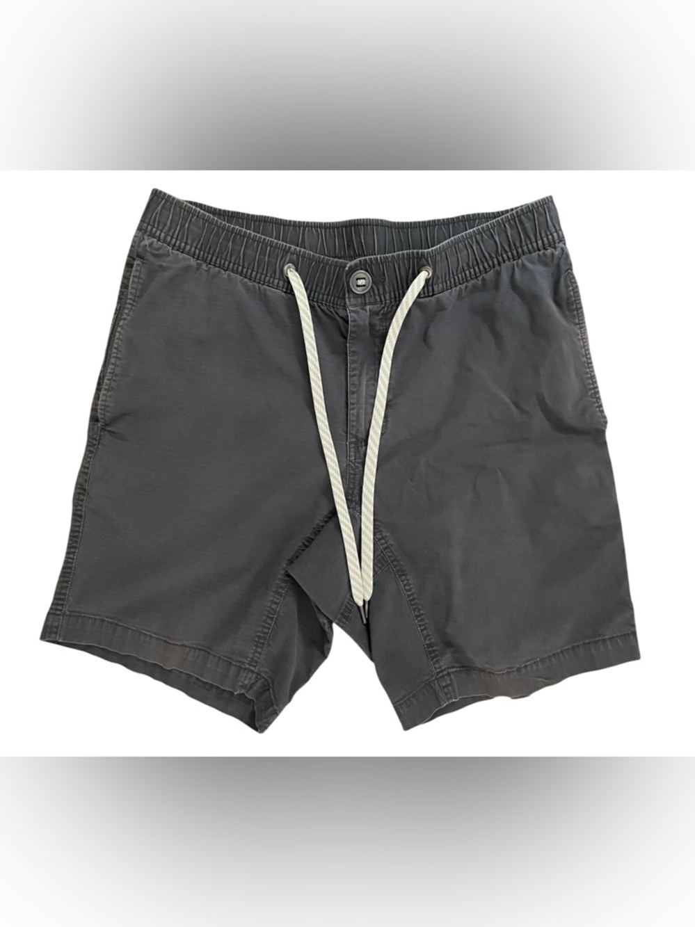 Vuori Shorts Men’s Medium Gray Charcoal Ripstop Outdoor Drawstring V370